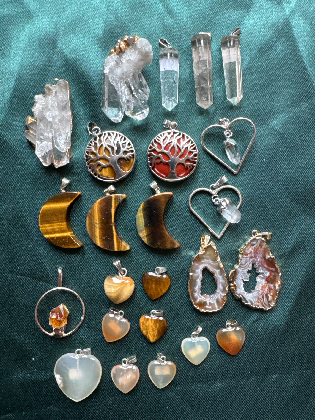 24x mixed crystal pendants