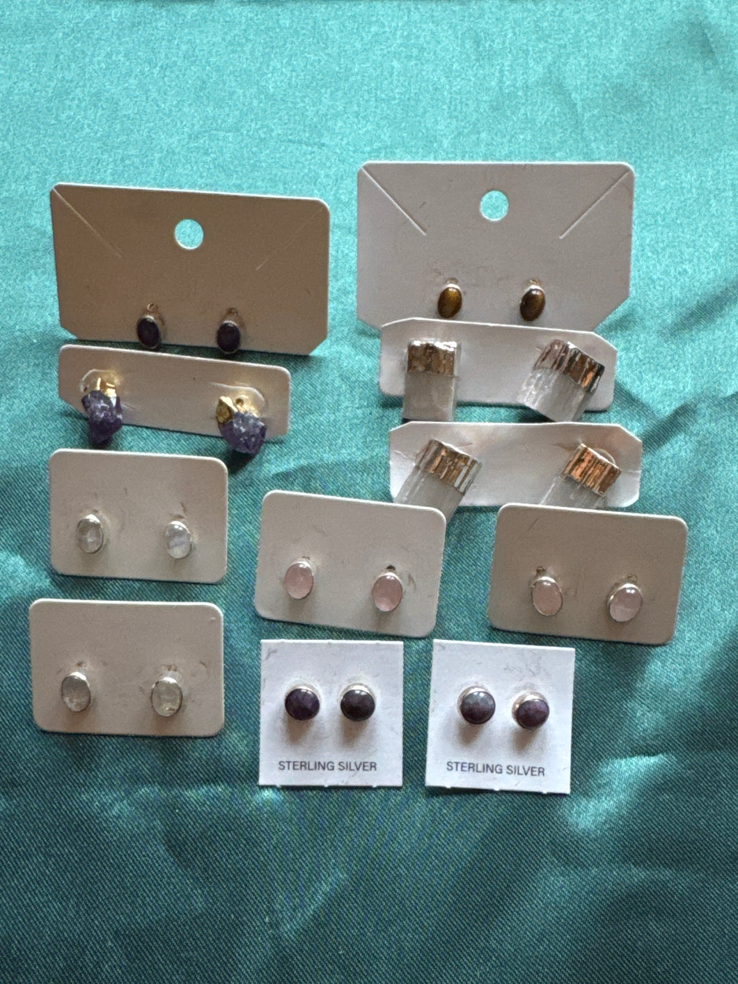 11x mixed crystal stud earrings