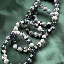 Load image into Gallery viewer, Orca Agate Bead Bracelets

