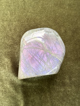 Load image into Gallery viewer, artistonthebrink
