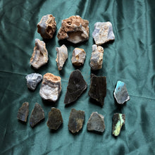 Load image into Gallery viewer, mixed blue raw lot
