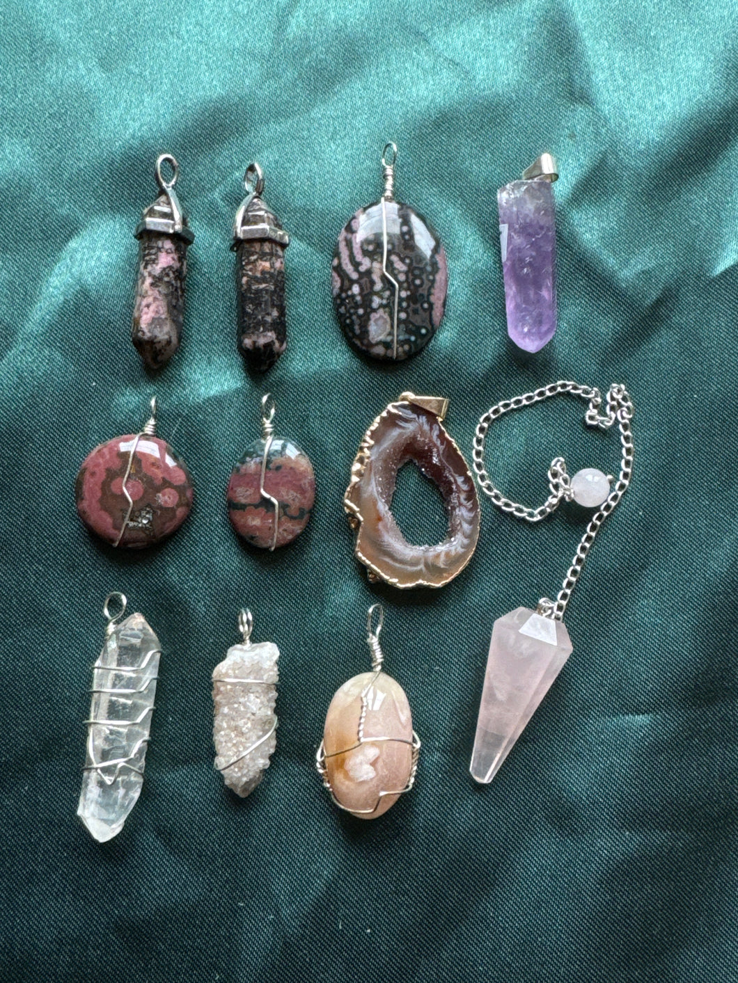 mixed pendant lot + 1 pendulum