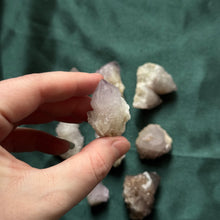 Load image into Gallery viewer, 9x mini spirit quartz
