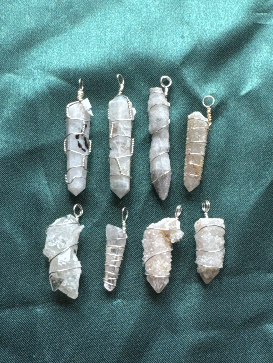 8x mixed crystal pendants
