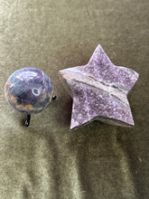 Load image into Gallery viewer, carla_barber
