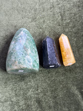 Load image into Gallery viewer, sophie__bustin
