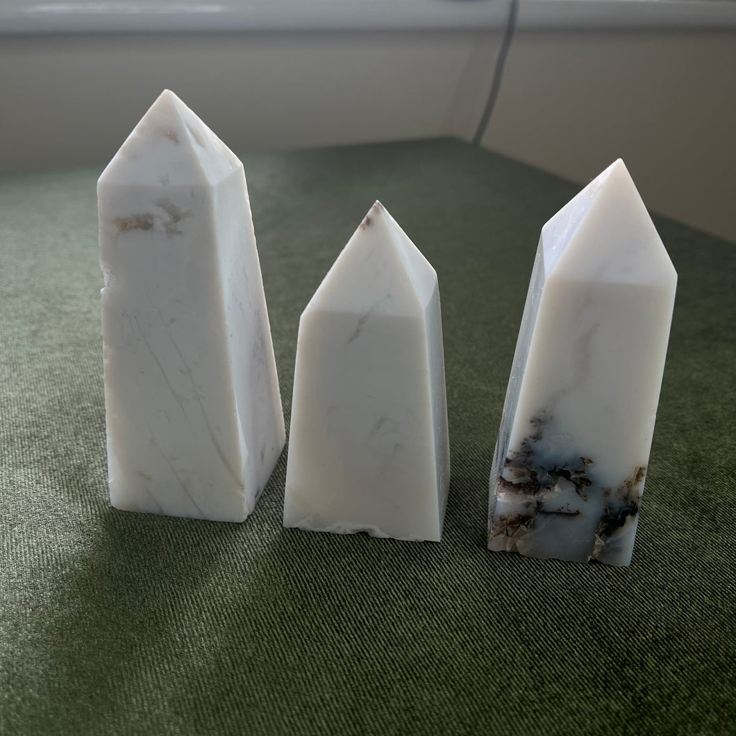 3x snow agate obelisks
